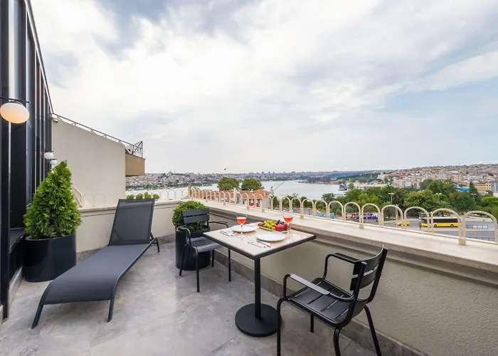 The Gift איסטמבול